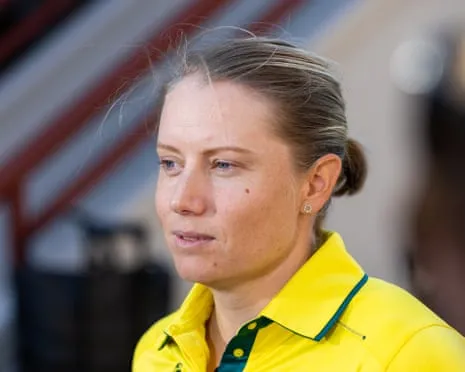 Australia's Women's Cricket Team Experiences Unprecedented 102-Run Defeat to India